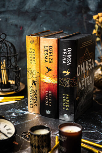 <b> IMPERIONA SĒRIJAS GRĀMATU KOMPLEKTS</b>